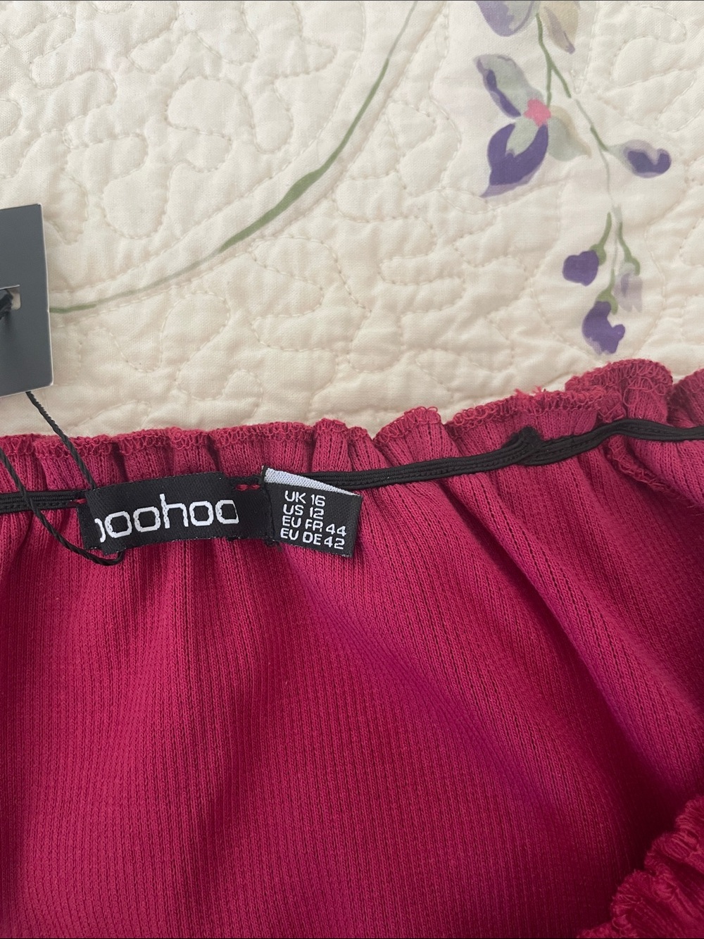 Boohoo Off-Shoulder Ribbed Top - Raspberry - Picture 6 of 9